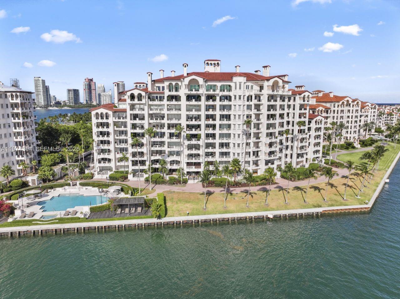 5266 FISHER ISLAND DR #5266