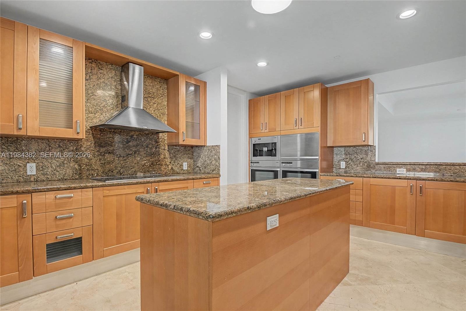 5959 COLLINS AVE #1503