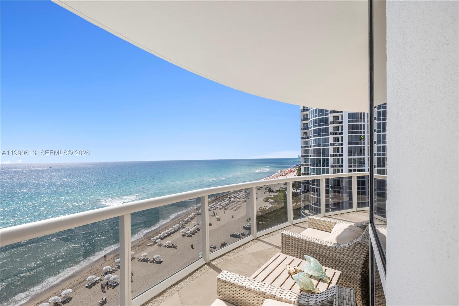 18201 COLLINS AVE #1209