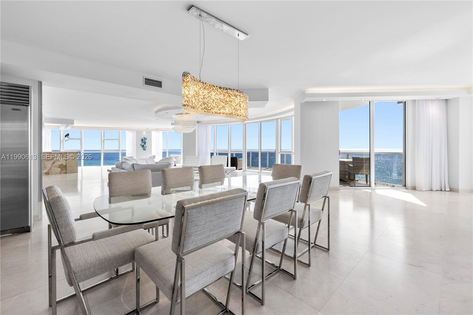 18201 COLLINS AVE #1209
