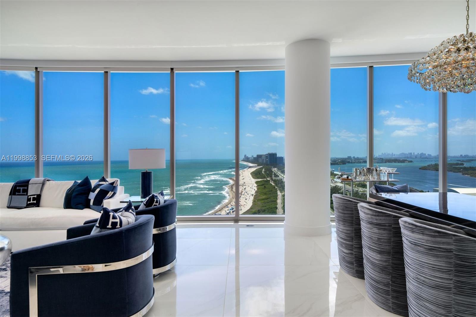 15701 COLLINS AVE #2005