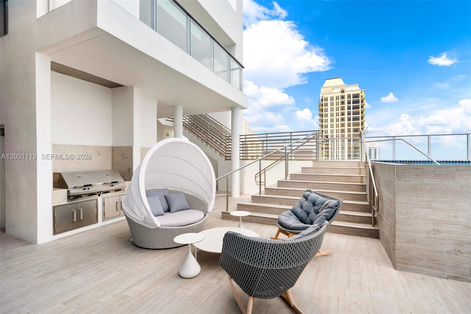 17475 COLLINS AVE #PH3201