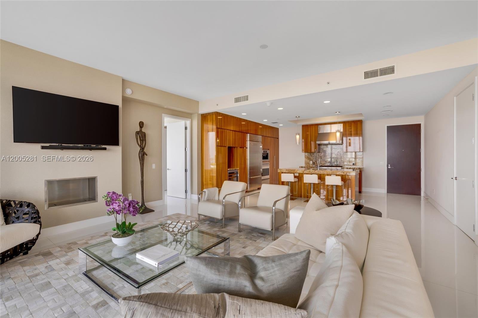 9701 COLLINS AVE #805S