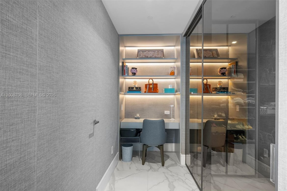 card unit