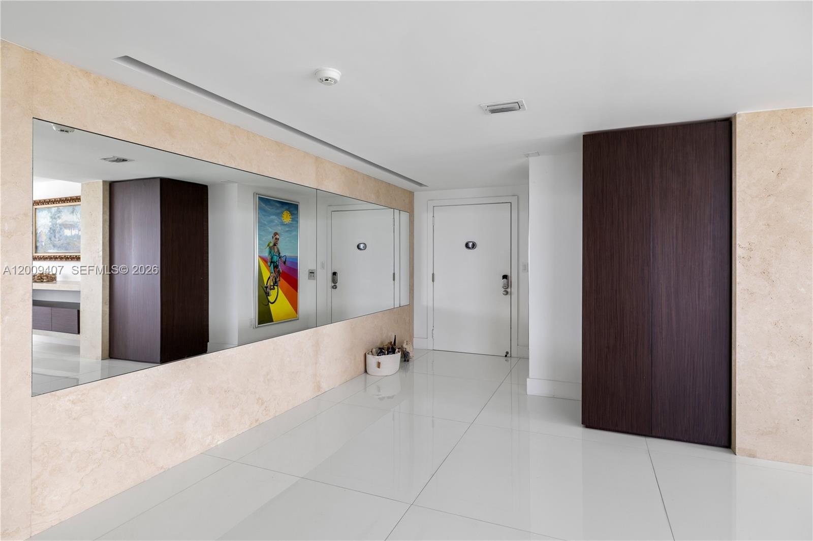 10155 COLLINS AVE #1210