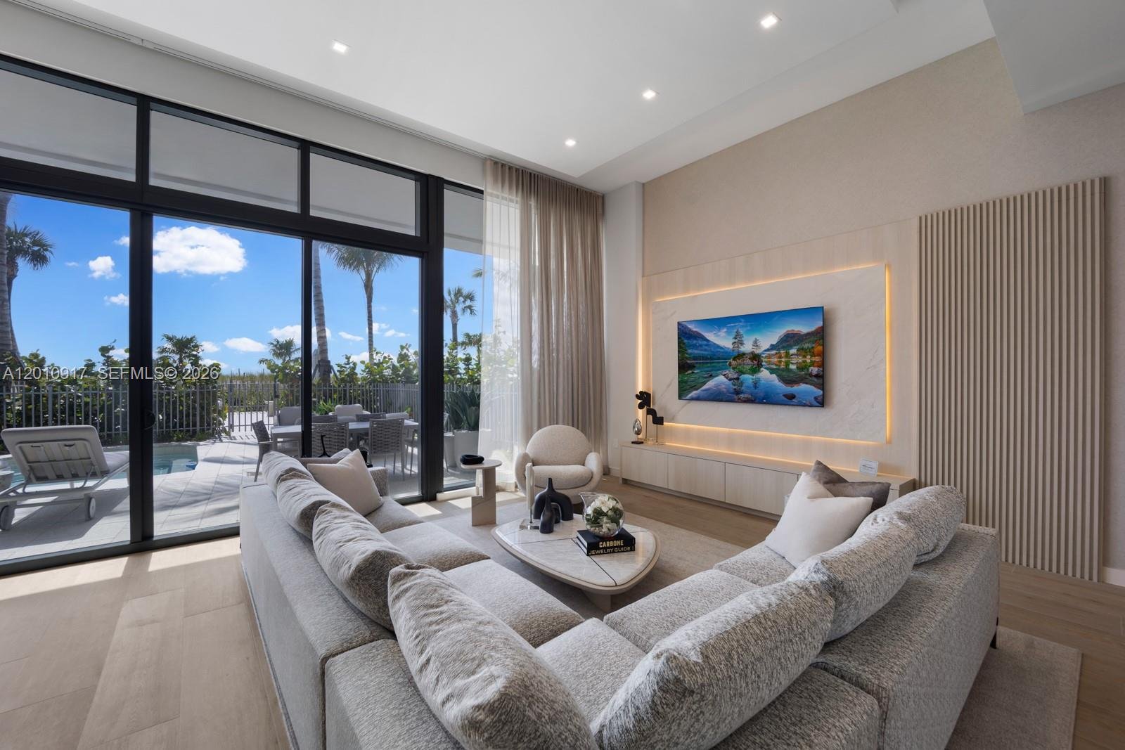 900 OCEAN BLVD #106