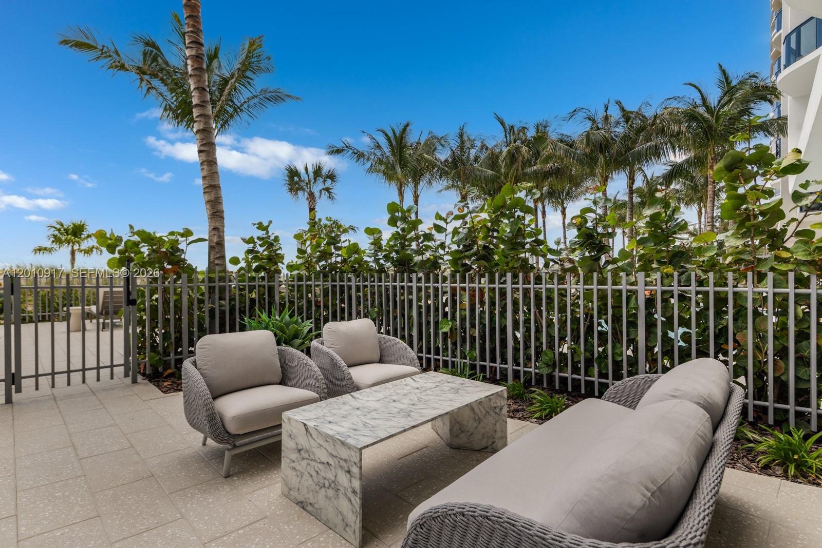 900 OCEAN BLVD #106
