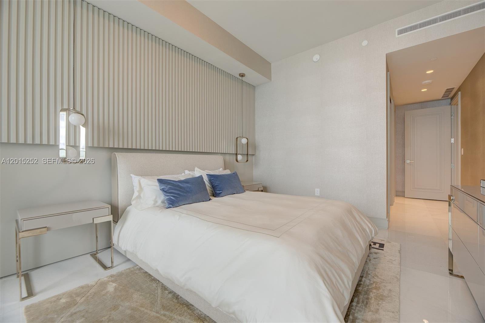 17901 COLLINS AVE #3103