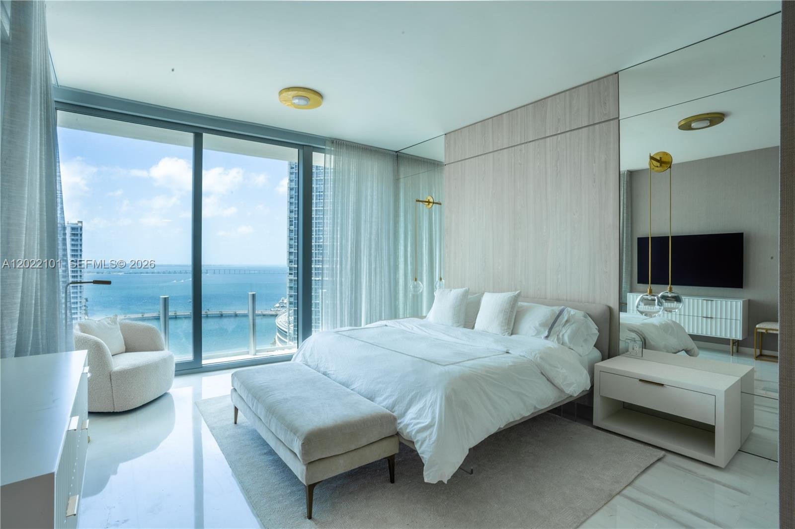 300 BISCAYNE BOULEVARD WAY #2203C