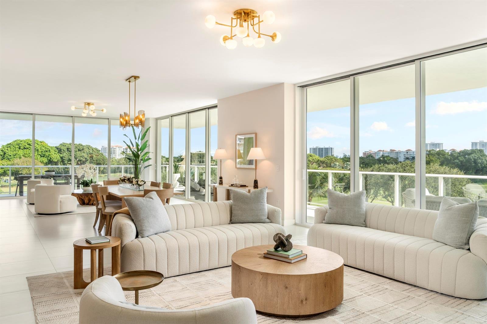 220 MIZNER #323