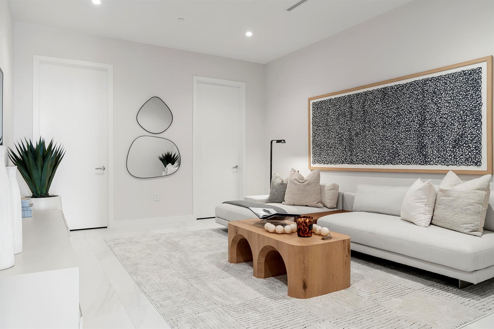 220 MIZNER #Ph922