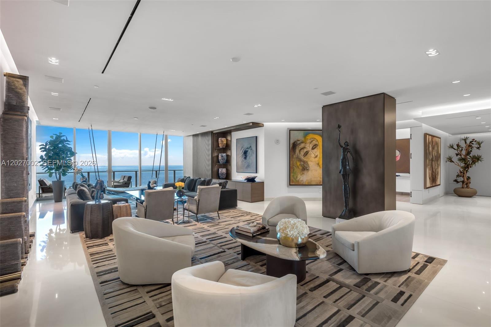 350 OCEAN DR #LPH2N