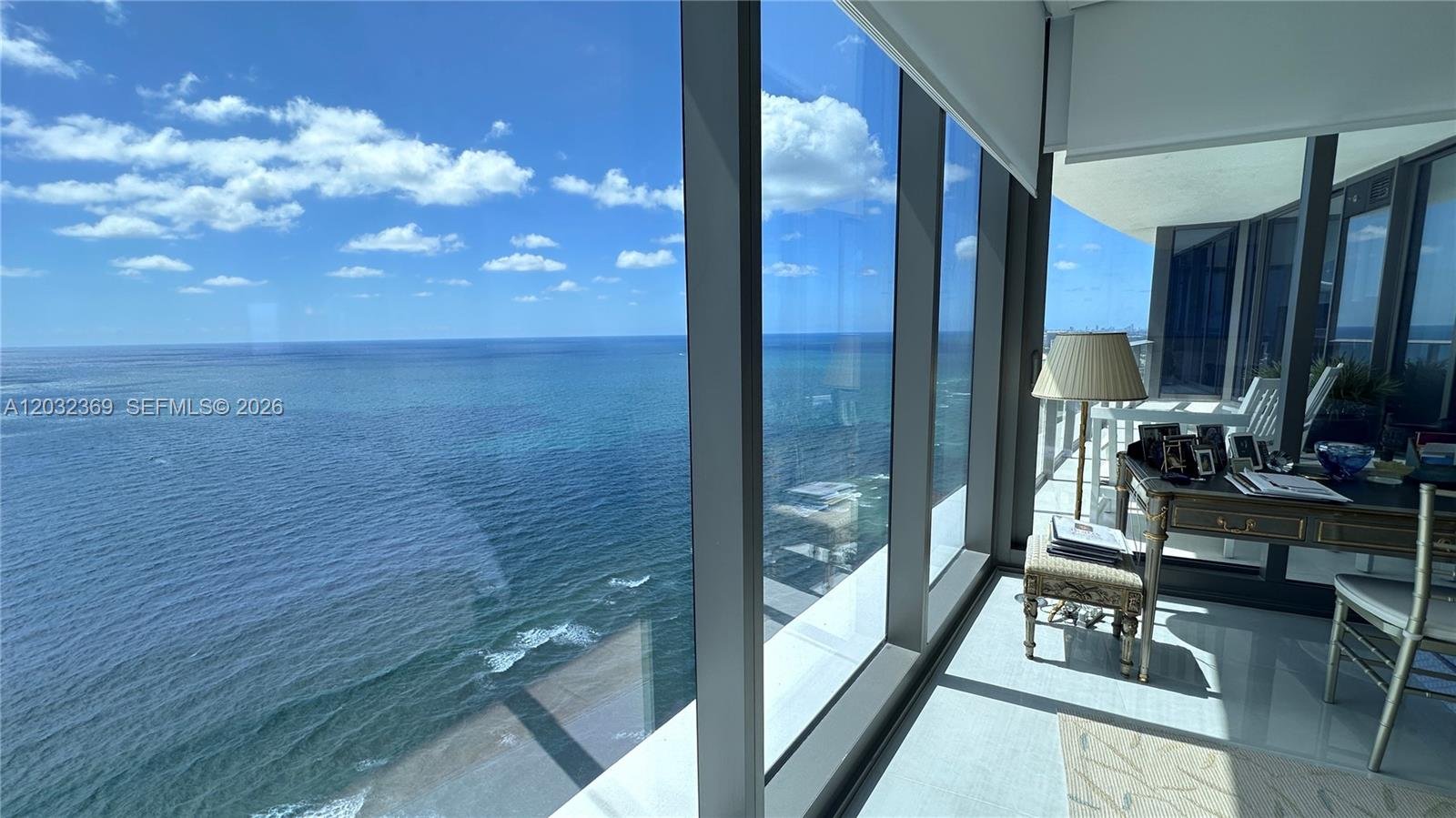 15701 COLLINS AVE #3804