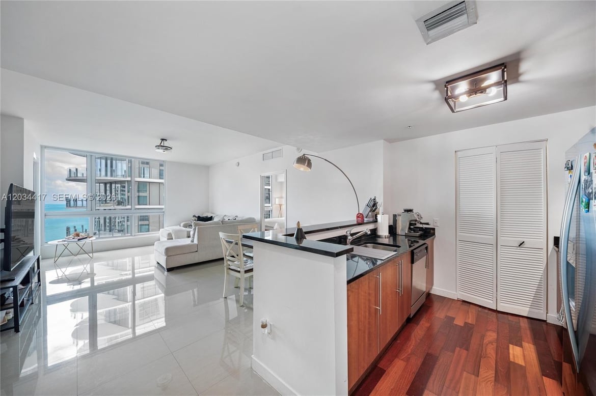 card unit