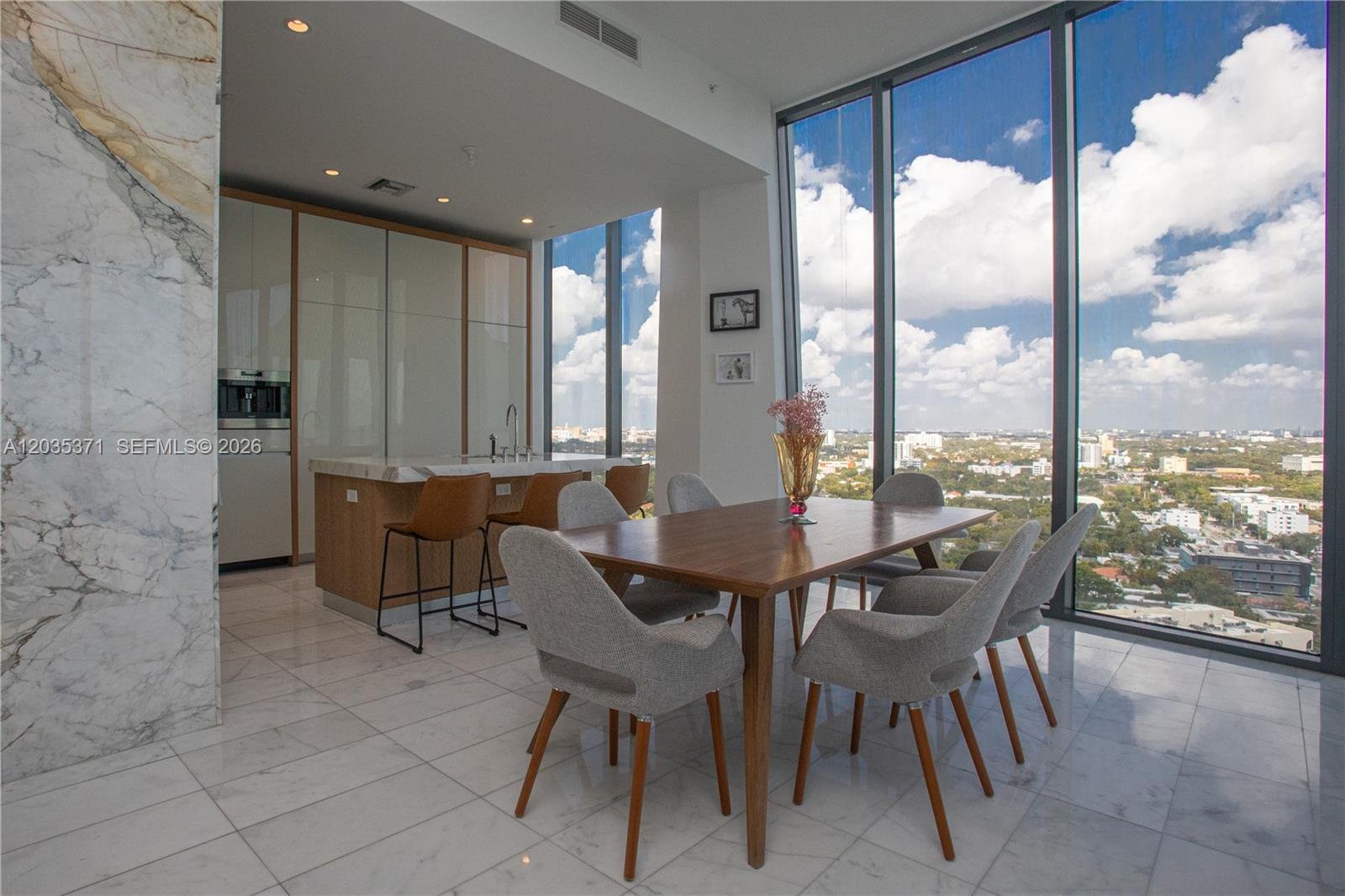 2821 BAYSHORE DR #20D