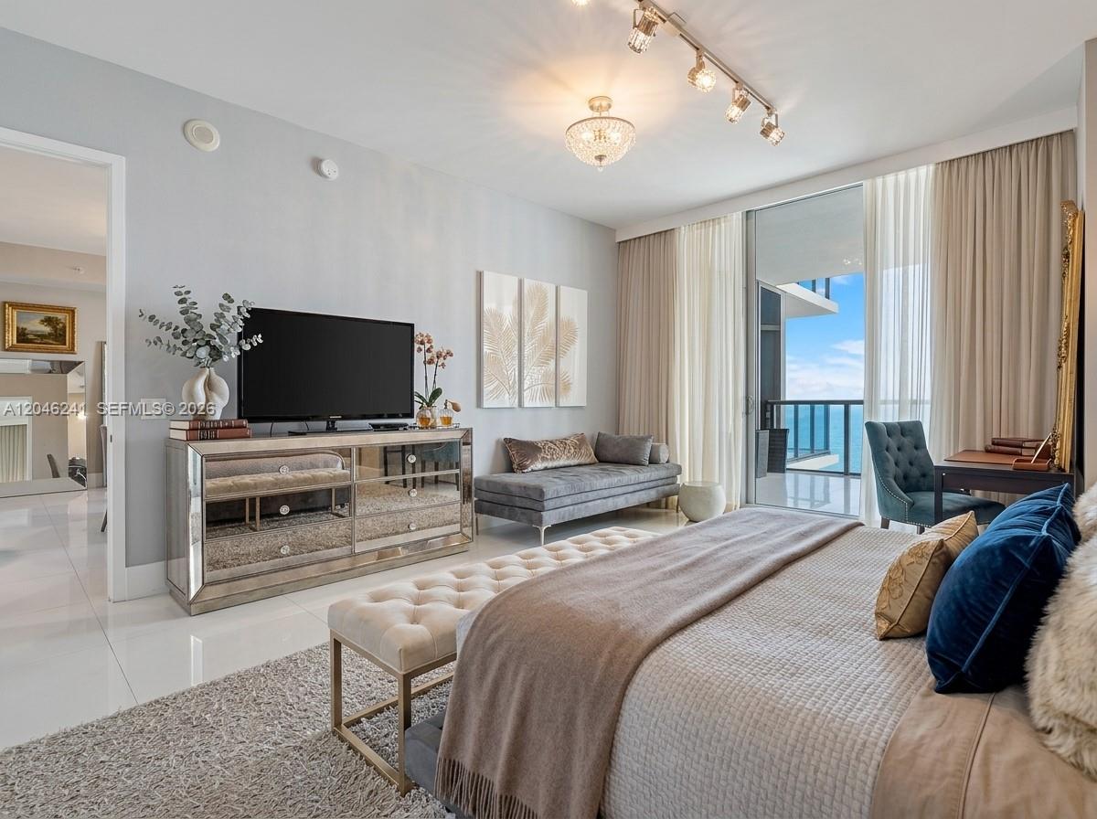 9705 COLLINS AVE #1804N