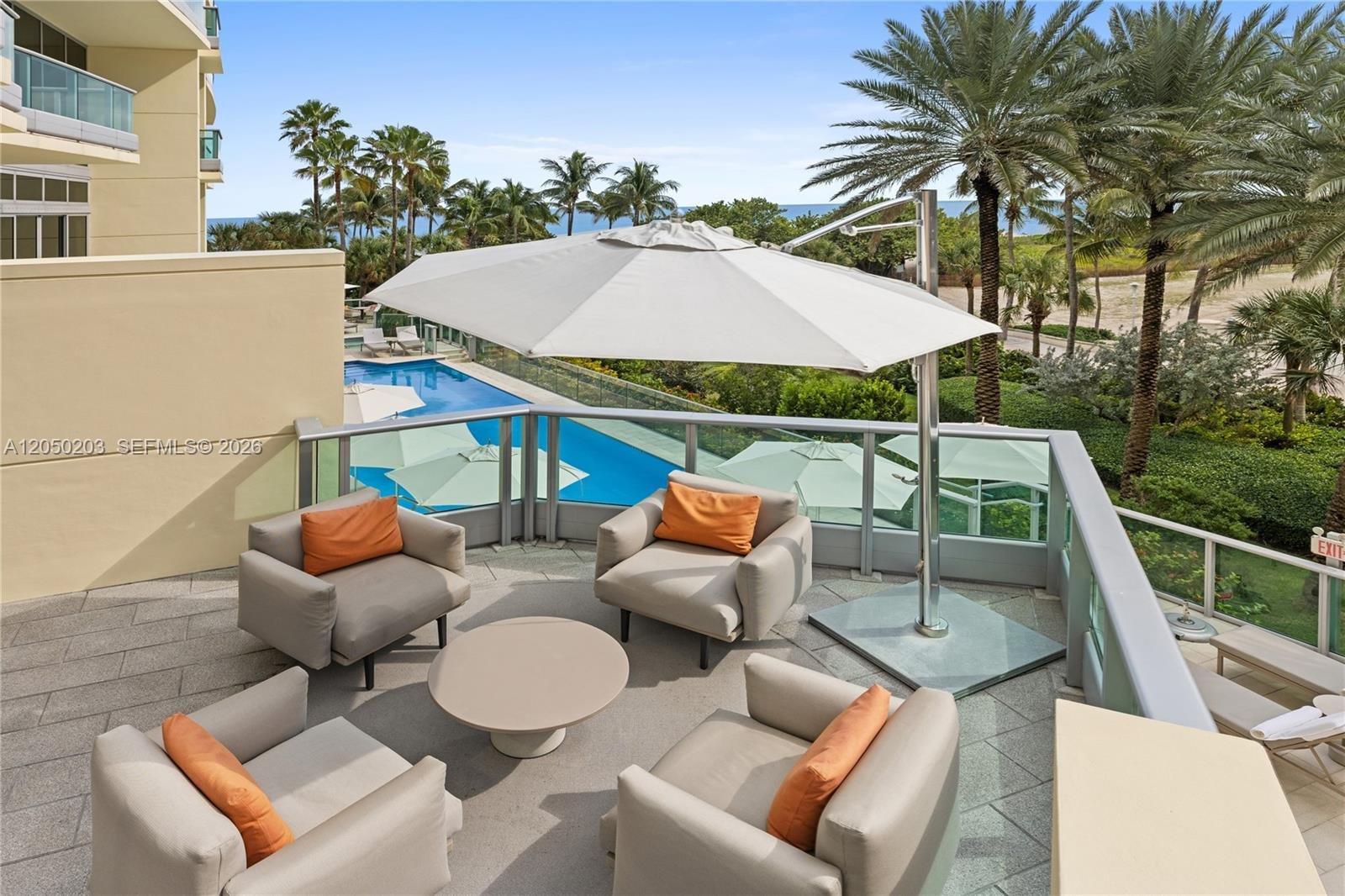 1455 OCEAN DR #1009