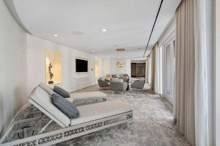 220 MIZNER #424
