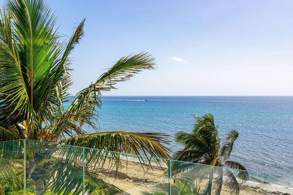 3425 OCEAN #PH401