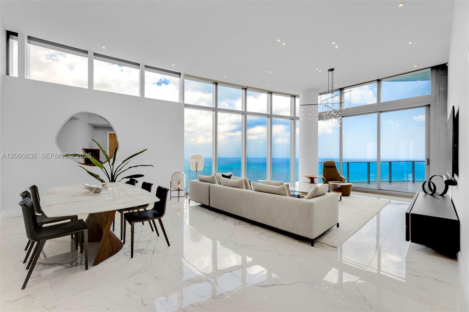 15701 COLLINS AVE #4701