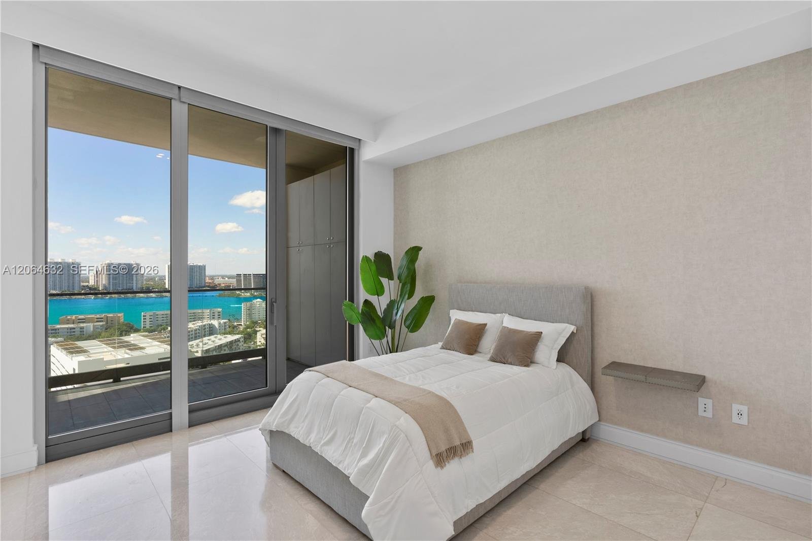 17901 COLLINS AVE #1803