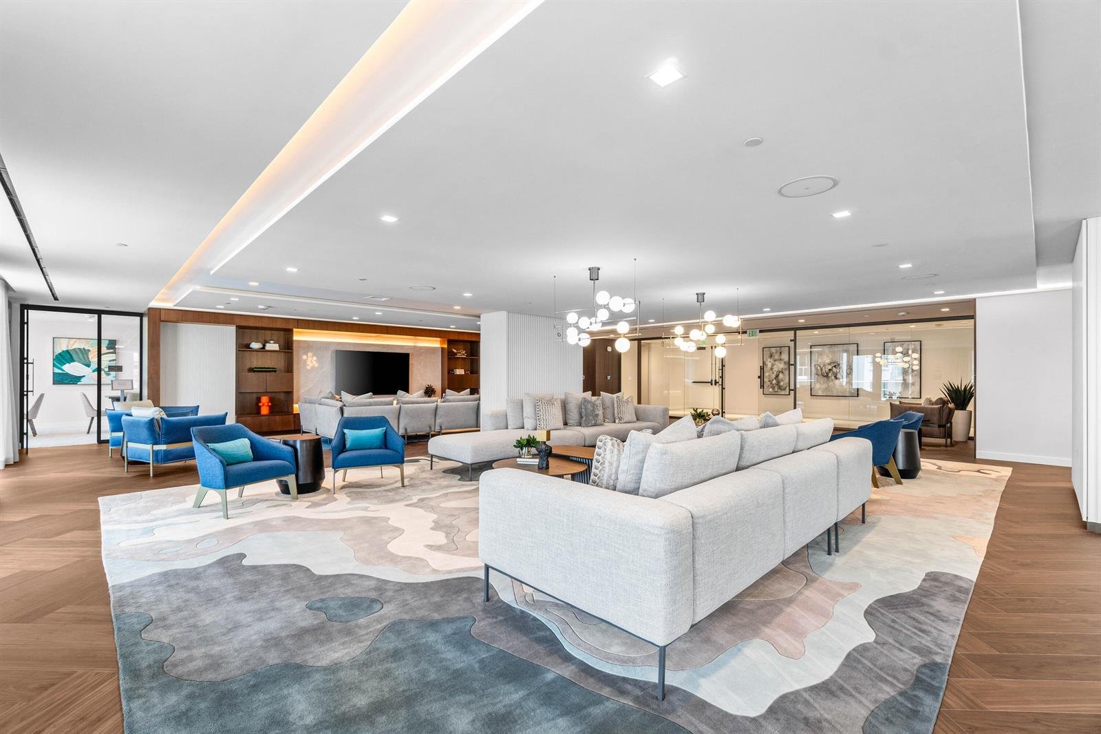 220 MIZNER #904