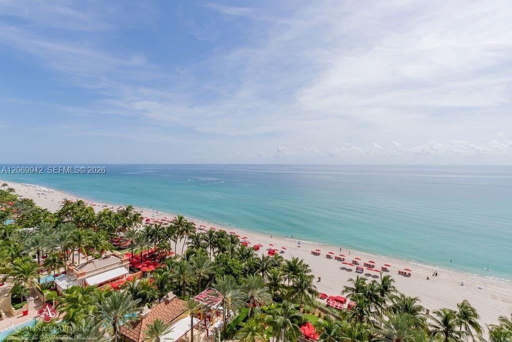 17749 COLLINS AVE #802