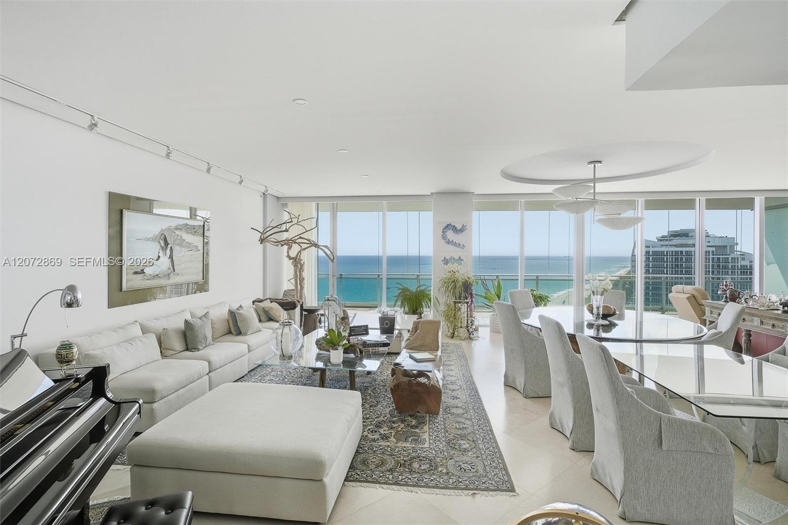 10295 COLLINS AVE #2207