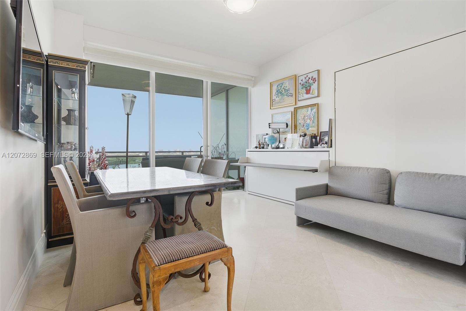 10295 COLLINS AVE #2207