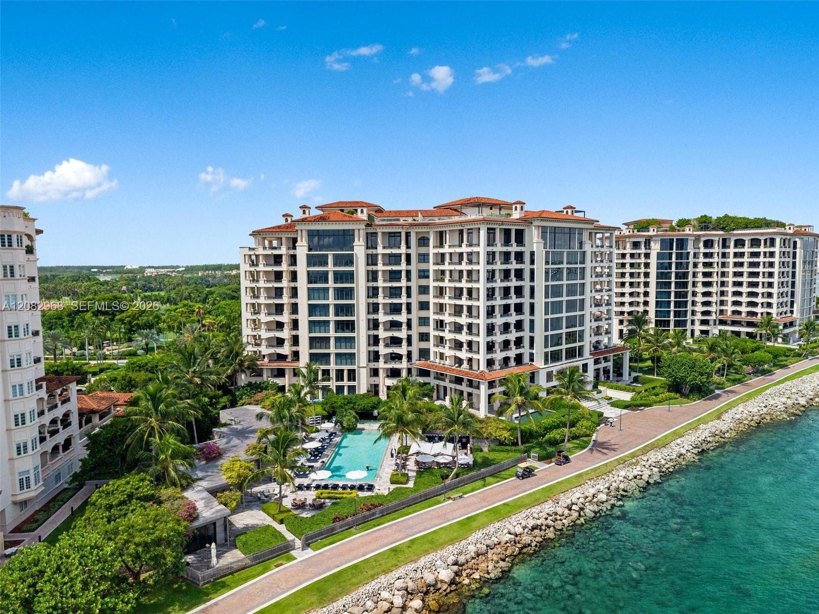 7025 FISHER ISLAND DR #7025