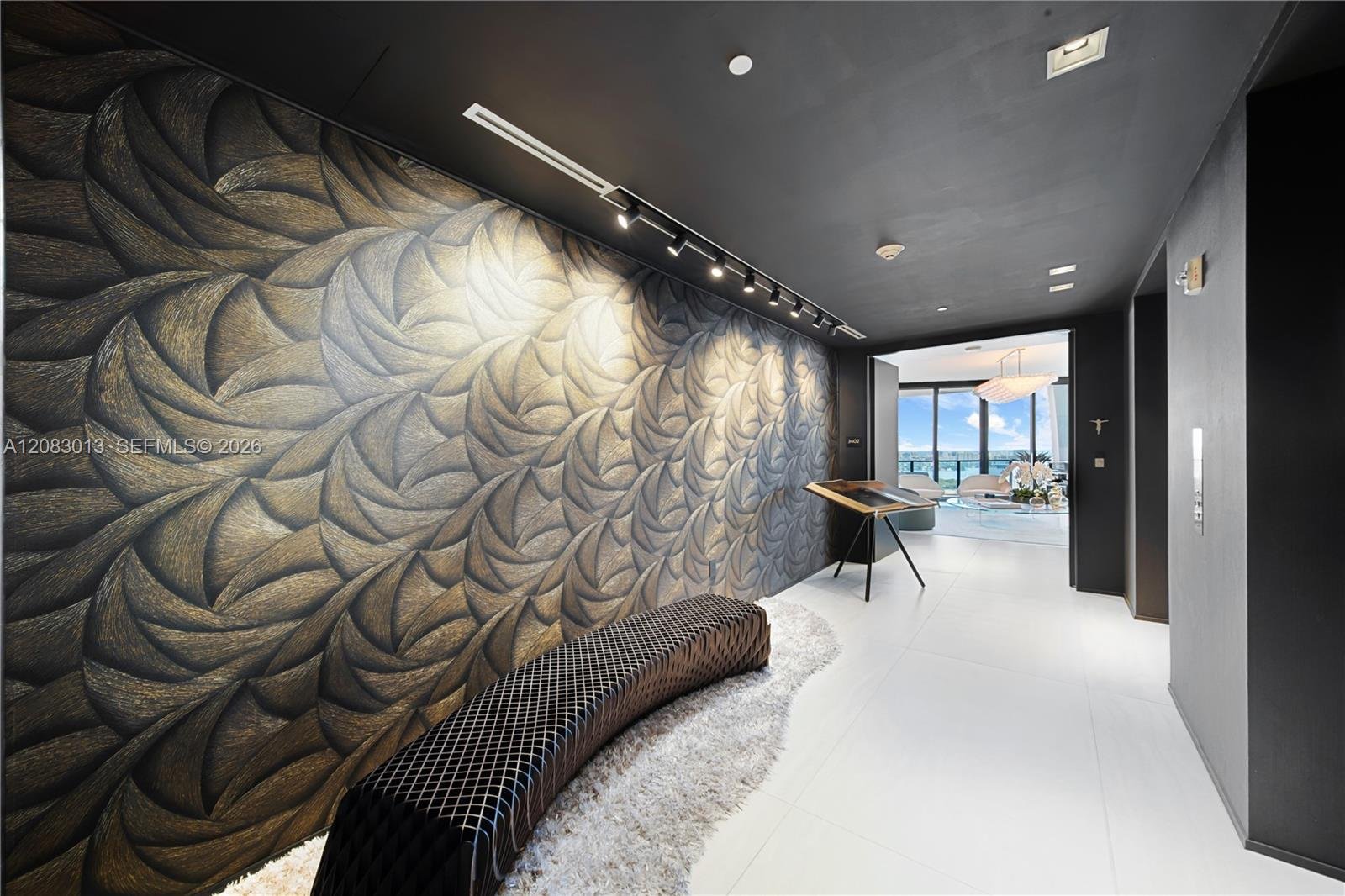 1000 BISCAYNE BLVD #3402