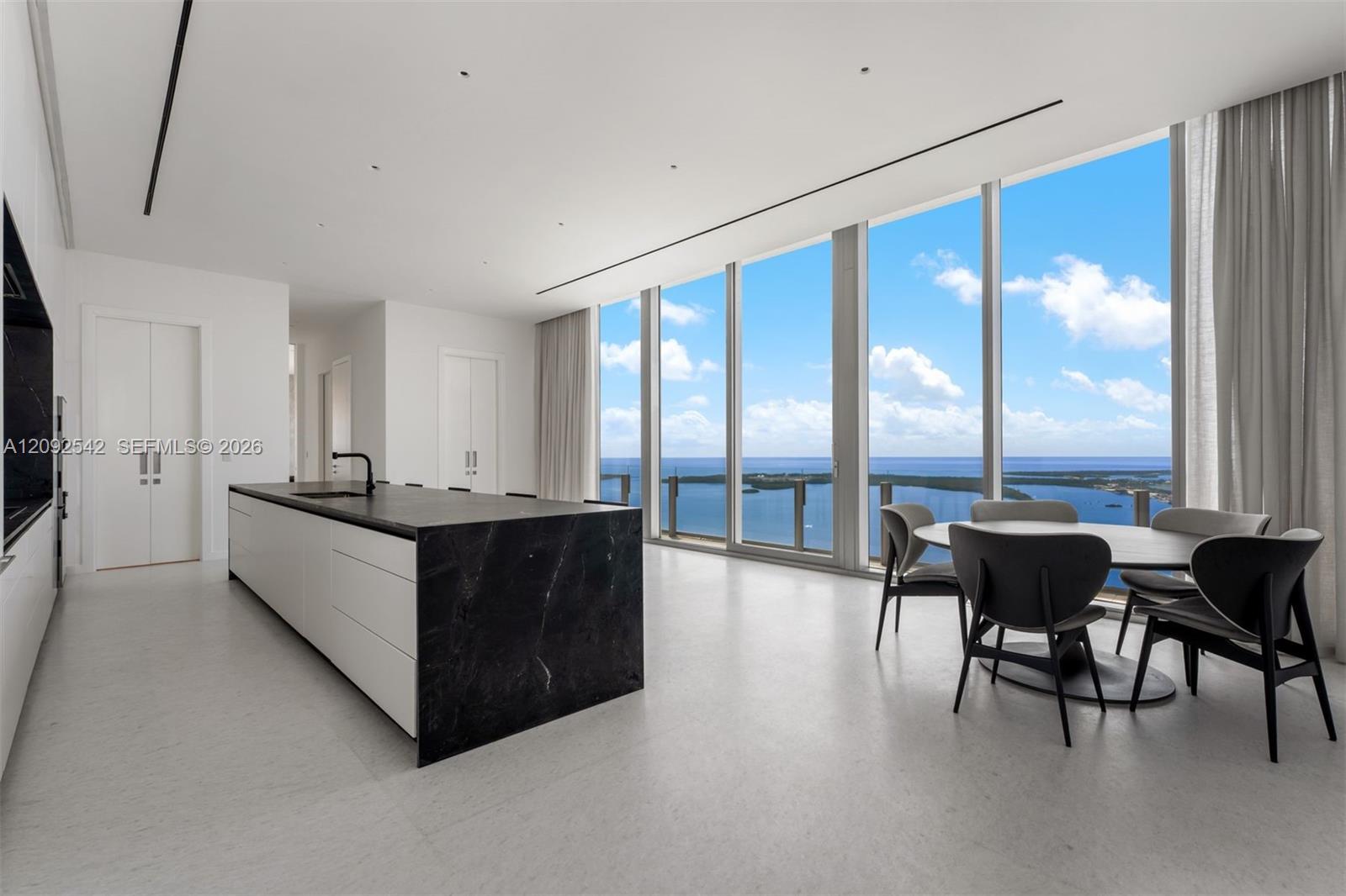 300 BISCAYNE BOULEVARD WAY #5801C