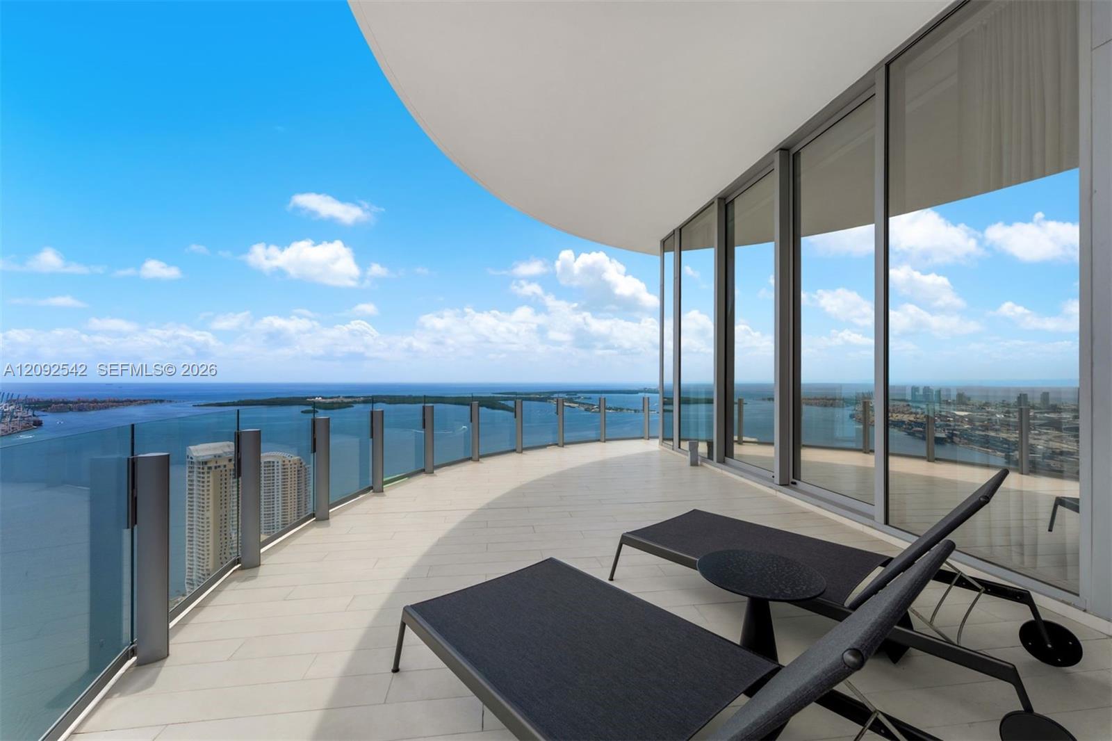 300 BISCAYNE BOULEVARD WAY #5801C
