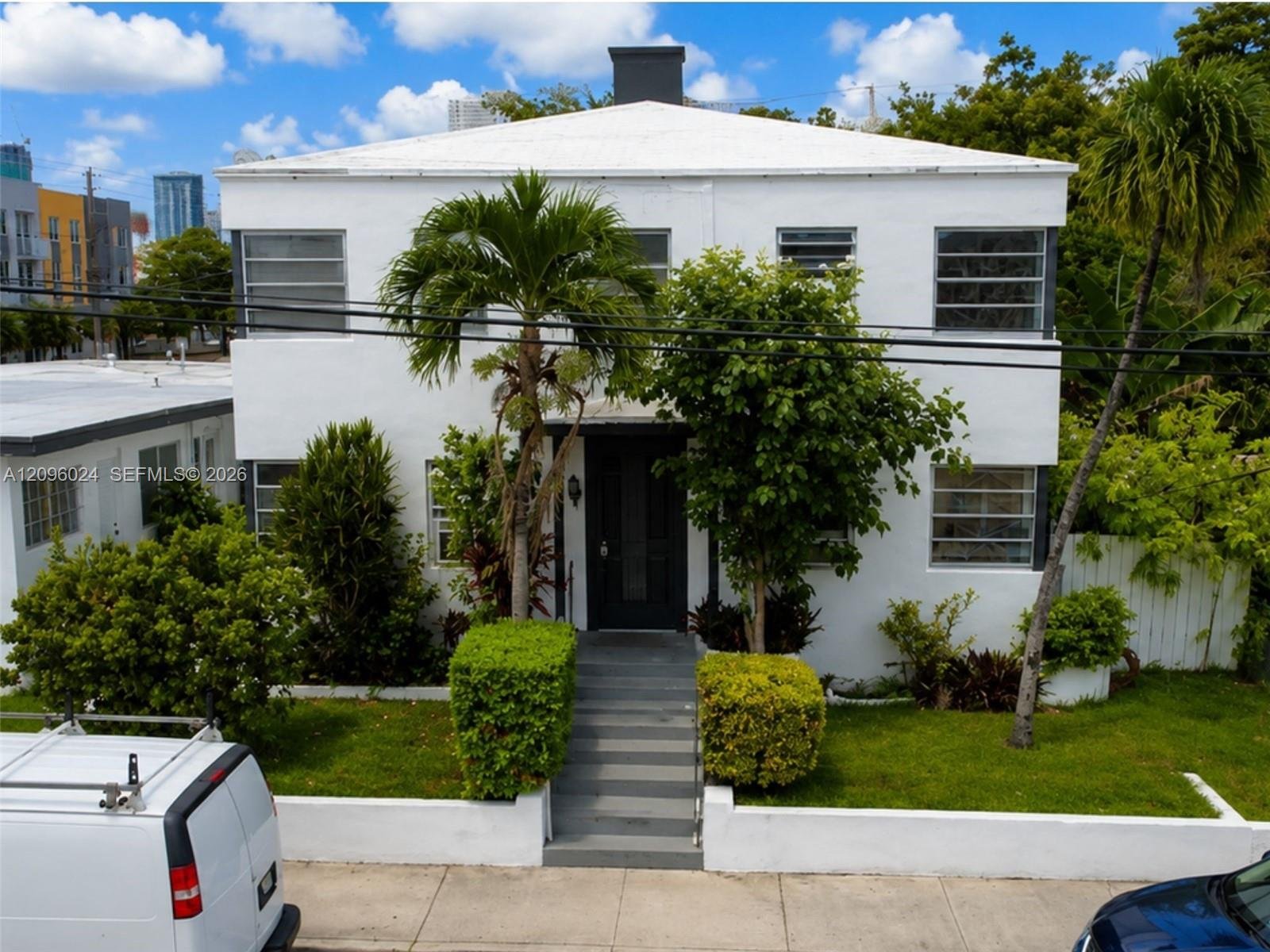 960 7 ST