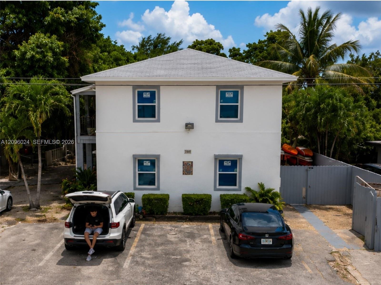 960 7 ST