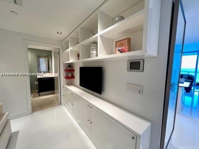 card unit