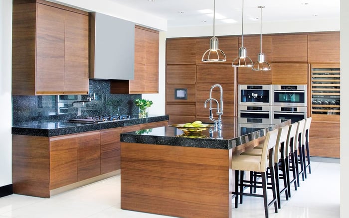 How buyers should evaluate private dining and entertaining support before purchasing in South of Fifth