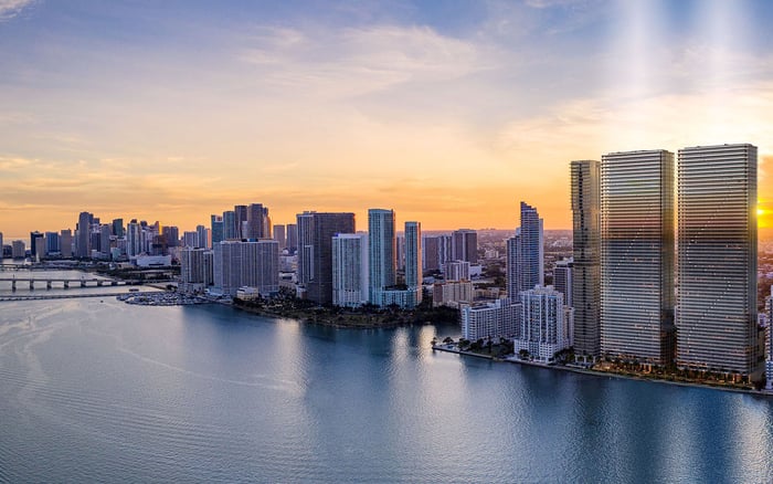 Purchase Timing at Aria Reserve Miami: When Early Commitment Creates Value and When It Adds Risk