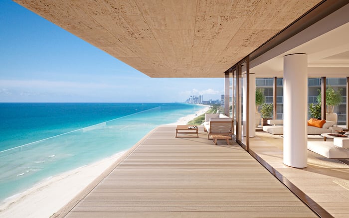 When to Treat Private Plunge Pools as a Resale Advantage in South Florida
