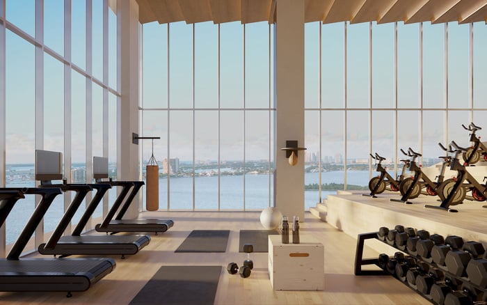 A Private-Client Briefing on The Cove Residences Edgewater: Wellness Capacity, Guest Eligibility, and Practitioner-Access Rules