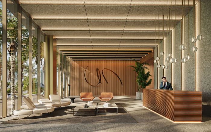 Winter Season Ownership at The Cove Residences Edgewater: What Peak Demand Means for Service, Dining, and Guest Access