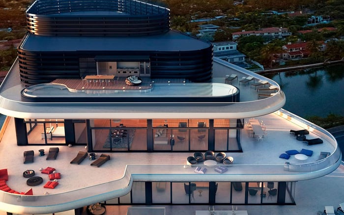 Top 5 Miami Residences for Buyers Who Want Terraces That Work in Heat, Wind, and Salt Air