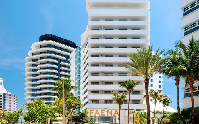 San Francisco to Brickell: how to choose a South Florida home around privacy from neighboring towers