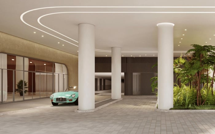 The Ritz-Carlton Residences® Sunny Isles or Five Park Miami Beach: Where Lobby Volume, Porte-Cochère Privacy, and Valet Choreography Change the Ownership Experience