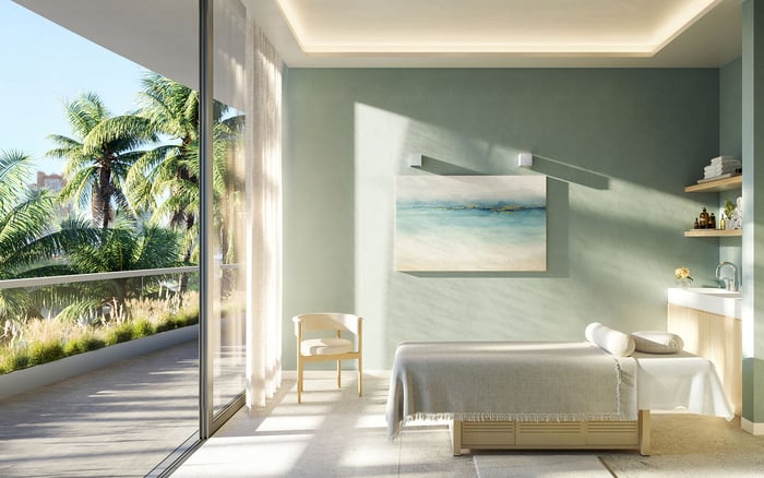 Five Park Miami Beach vs The Ritz-Carlton Residences® Sunny Isles: What to Underwrite Across Wellness Credibility, Air Quality, and Recovery Spaces