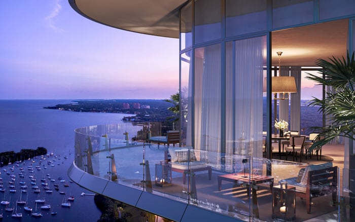 Protecting the Purchase in Coconut Grove: Why Summer Humidity, Mold Protocols, Absence Care, and Emergency-Response Standards Deserve Early Review