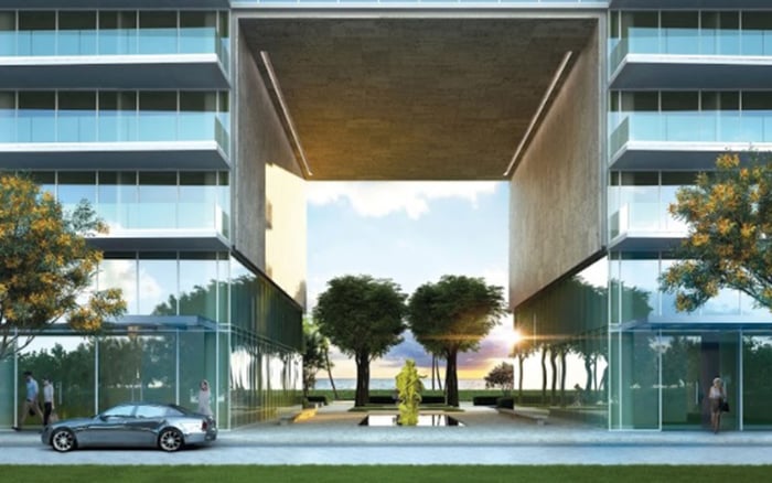 Domestic Staff Logistics at Oceana Bal Harbour: Service Entrances, Parking, Elevators, and Privacy Rules