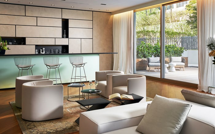 Top 5 Luxury Condo Projects in Bal Harbour and Surfside for Collectors of Cars, Wine, and Design: Owner-Only Amenities, Limited Public Circulation, and Protected Arrival Privacy