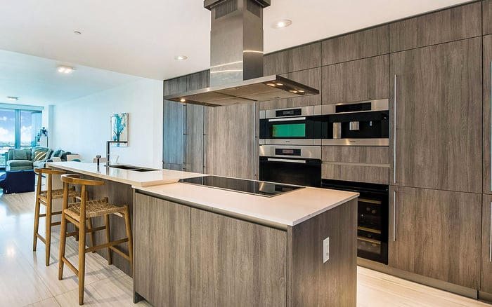 Oceana Key Biscayne and Setai Residences Miami Beach: Similar Prestige, Different Answers on Chef-Ready Kitchens, Catering Flow, and Private Dining Rooms