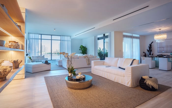 Brand Premium at Palazzo del Sol: What Buyers Should Test Before Paying for the Name